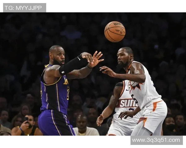 湖人快船激烈对抗贝弗利与对手冲突引发全场关注 湖人快船激烈对抗贝弗利与对手冲突引发全场关注