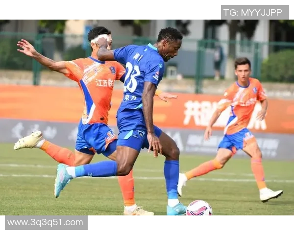 南京足球队在最新足球状态排行榜中荣登第七名展现出强劲实力与潜力 南京足球队在最新足球状态排行榜中荣登第七名展现出强劲实力与潜力